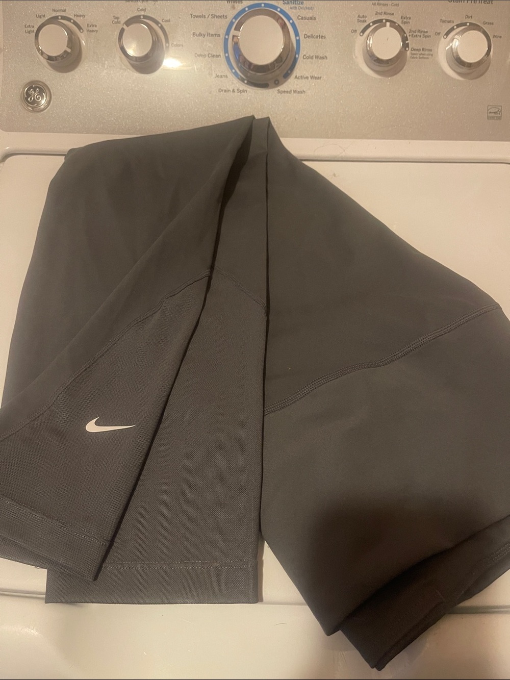 Nike Gray Dri-FIT Athletic Leggings with Black Swoosh